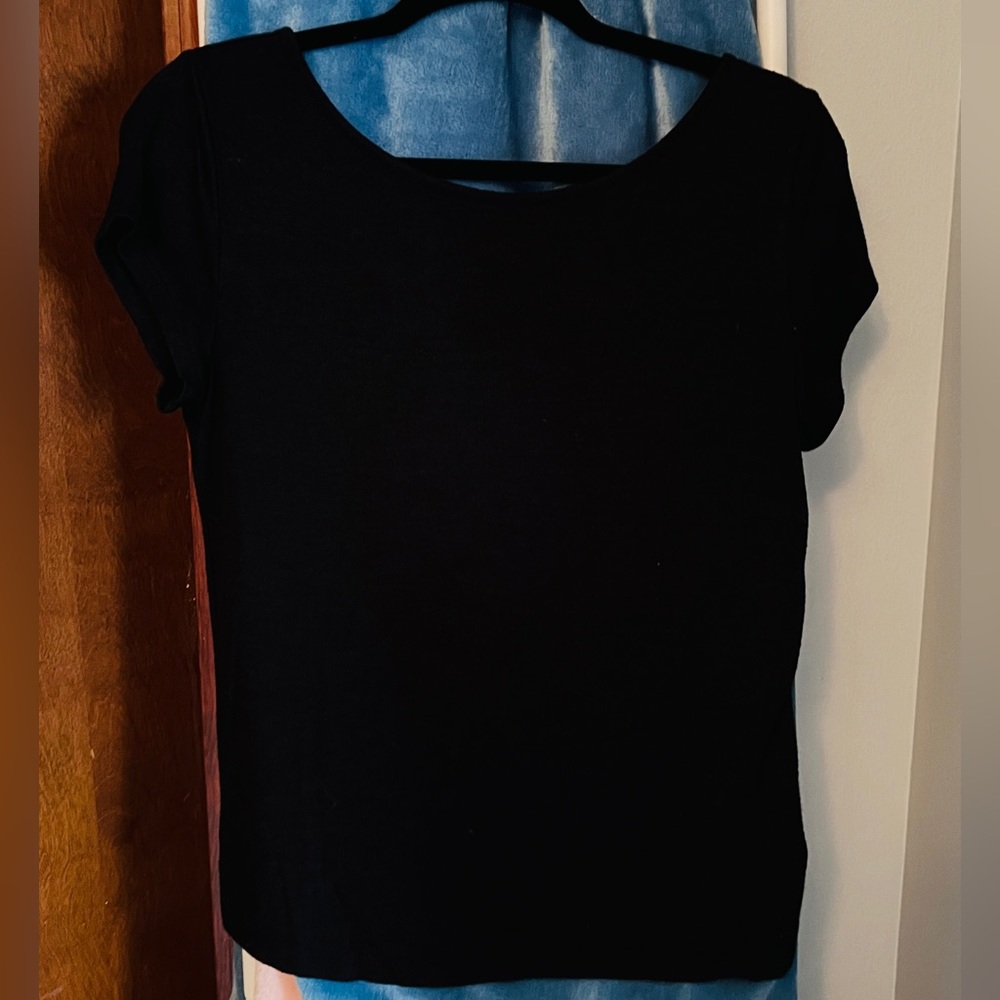 Gap softspun scoopneck Tshirt